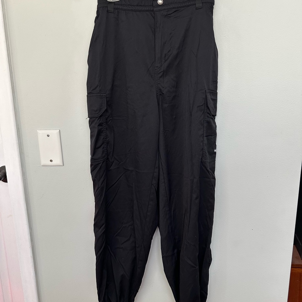 The North Face Black Cargo style Pants